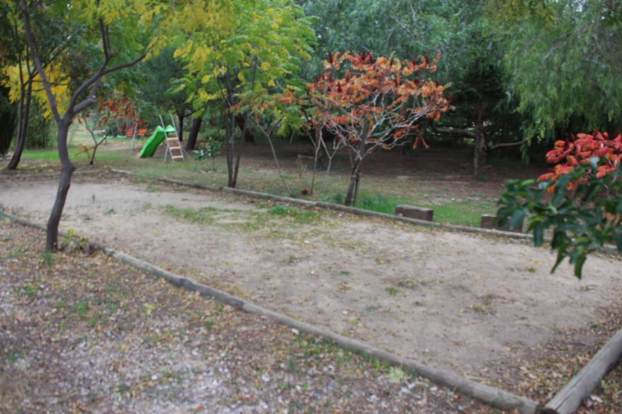 Mas Des Oliviers Apartman Saint-Estève Kültér fotó